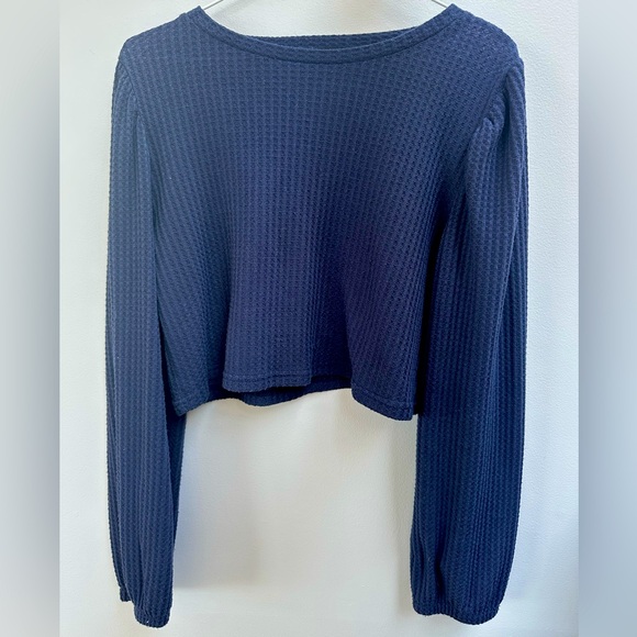 SHEIN long sleeve crop - Picture 2 of 3